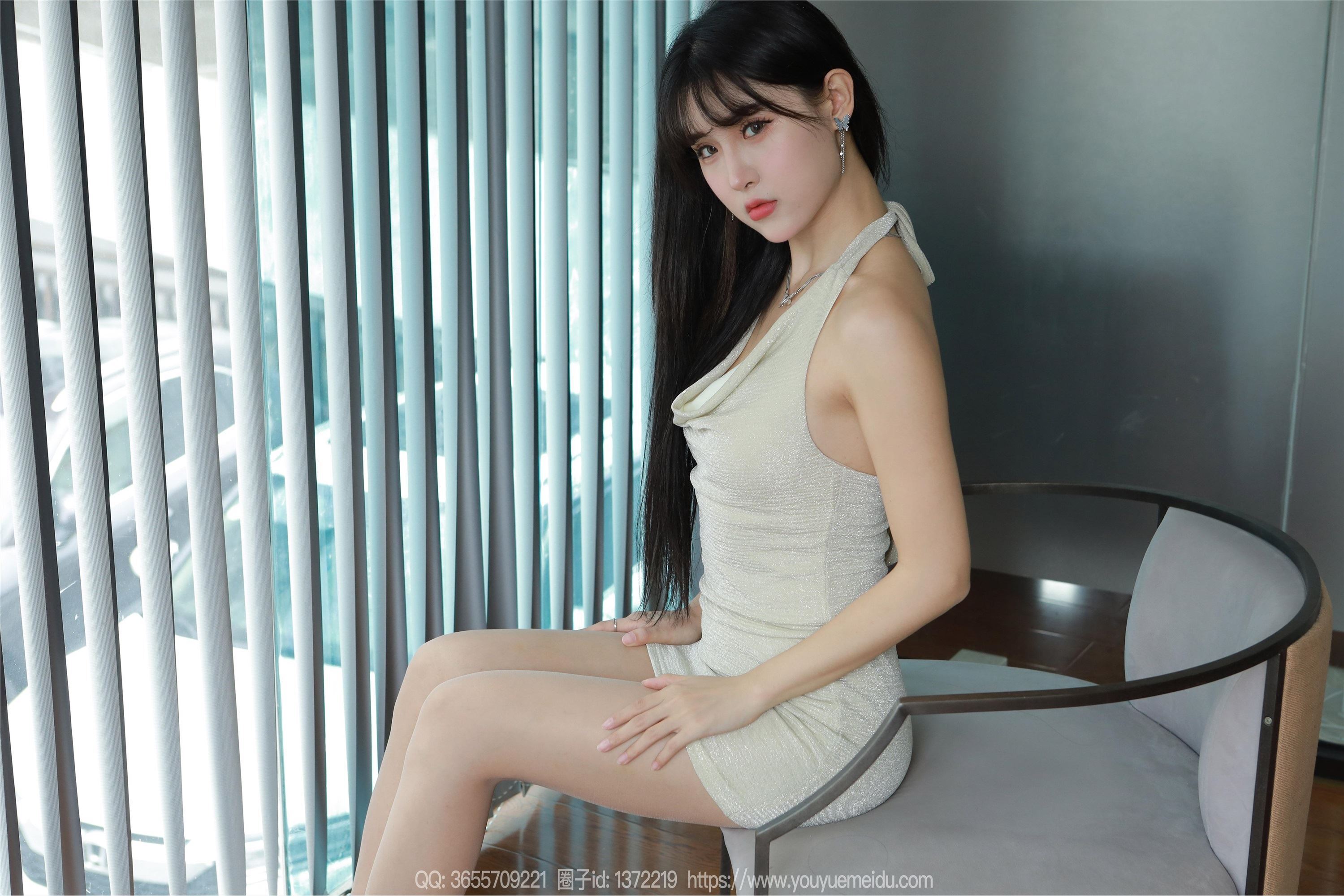 IESS异思趣向  2024.05.31 丝享家 1756 小宝《挂脖包臀裙》